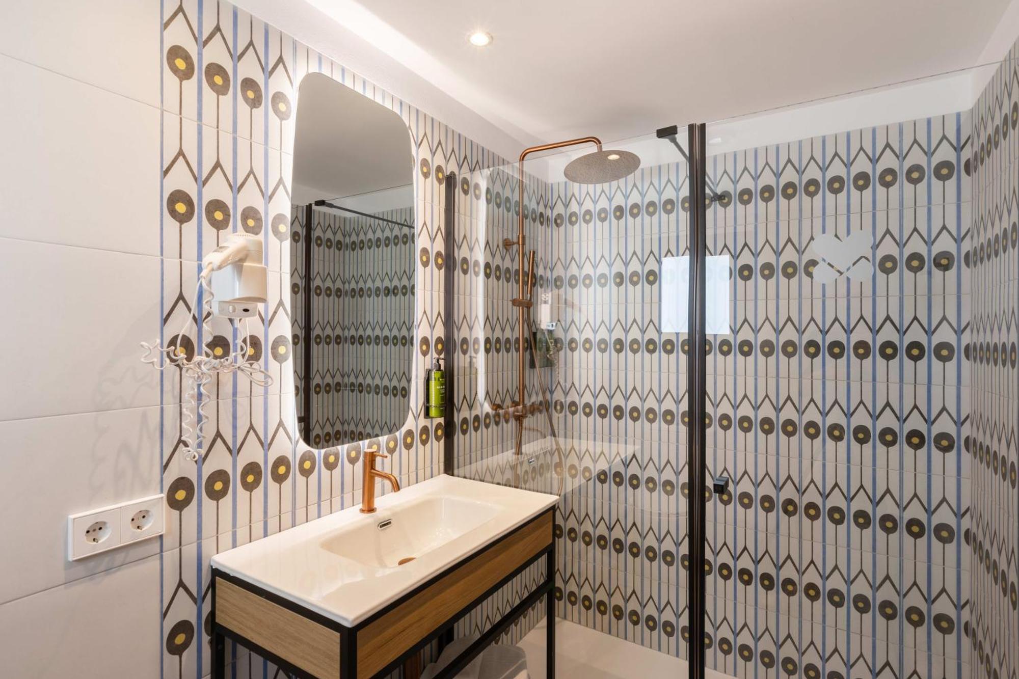 The Blue Apartments - Adults Only San Antonio  Bagian luar foto